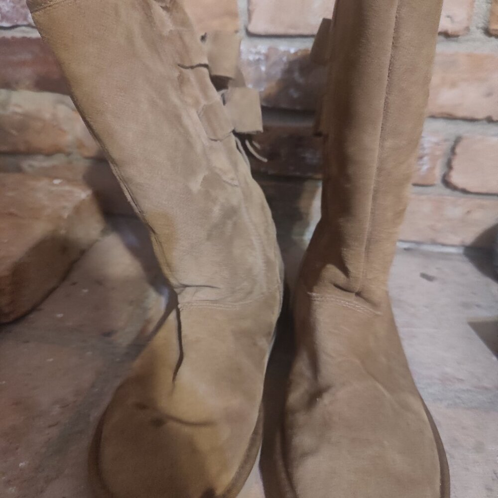 Ladies UGG Boots With Bow Back